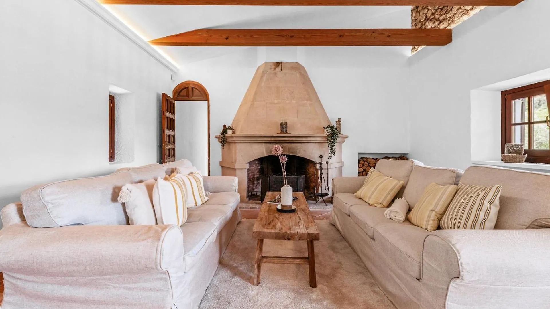 Finca Especial El Pino Mallorca En 에스포를레스 빌라